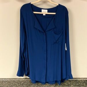 11/24  Simply Emma 2x blouse shirt pocket and hidden buttons blue